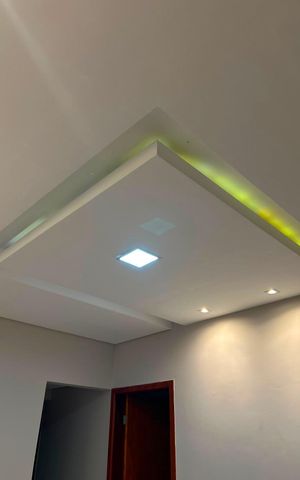Casa à venda com 306m², 5 quartos e 3 vagasSala
