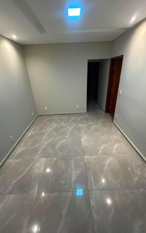 Casa à venda com 306m², 5 quartos e 3 vagasSala