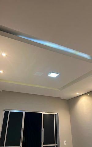Casa à venda com 306m², 5 quartos e 3 vagasSala