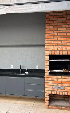 Casa à venda com 306m², 5 quartos e 3 vagasÁrea externa