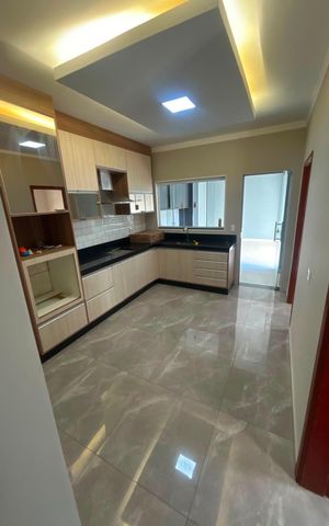 Casa à venda com 306m², 5 quartos e 3 vagasCozinha