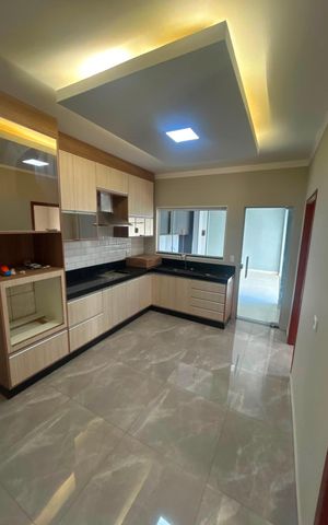 Casa à venda com 306m², 5 quartos e 3 vagasCozinha