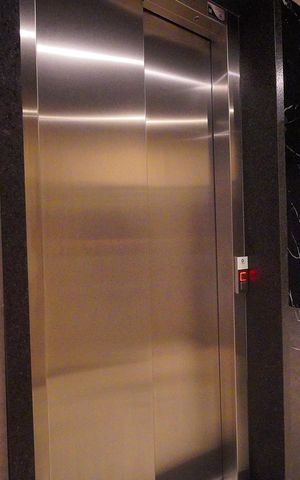 Apartamento para alugar com 78m², 2 quartos e 1 vagaElevador