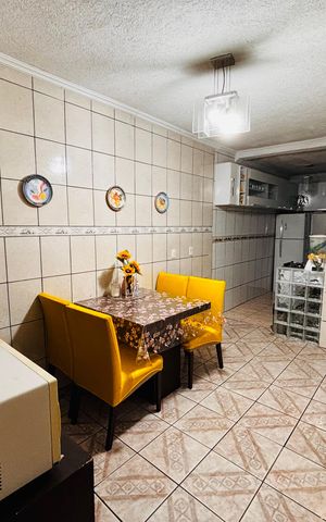 Casa à venda com 120m², 4 quartos e 1 vaga Casa à venda com 120m², 4 quartos e 1 vagaCozinha