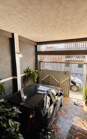Casa à venda com 120m², 4 quartos e 1 vaga Casa à venda com 120m², 4 quartos e 1 vagaGaragem
