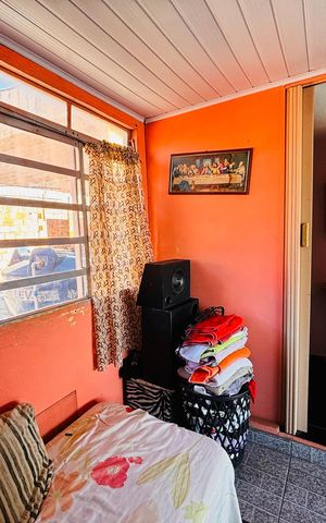 Casa à venda com 120m², 4 quartos e 1 vaga Casa à venda com 120m², 4 quartos e 1 vagaQuarto varanda