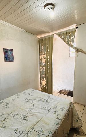 Casa à venda com 120m², 4 quartos e 1 vaga Casa à venda com 120m², 4 quartos e 1 vagaQuarto