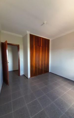 Apartamento para alugar com 250m², 4 quartos e 1 vaga Apartamento para alugar com 250m², 4 quartos e 1 vagaQuarto