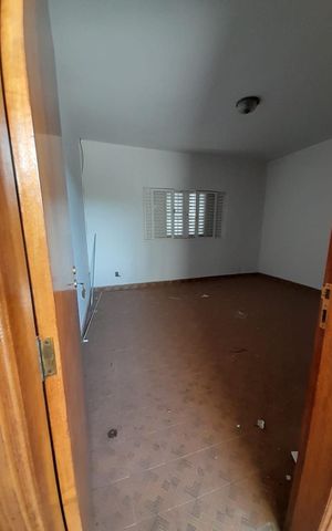 Apartamento para alugar com 250m², 4 quartos e 1 vaga Apartamento para alugar com 250m², 4 quartos e 1 vagaQuarto