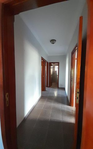 Apartamento para alugar com 250m², 4 quartos e 1 vaga Apartamento para alugar com 250m², 4 quartos e 1 vagaCorredor