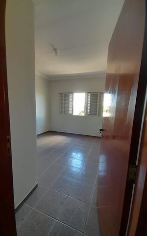 Apartamento para alugar com 250m², 4 quartos e 1 vaga Apartamento para alugar com 250m², 4 quartos e 1 vagaQuarto