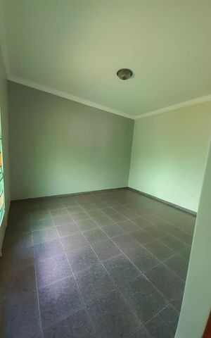 Apartamento para alugar com 250m², 4 quartos e 1 vaga Apartamento para alugar com 250m², 4 quartos e 1 vagaSala