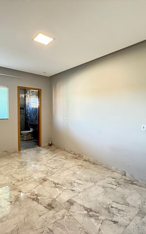 Casa à venda com 332m², 6 quartos e 4 vagasSuíte 