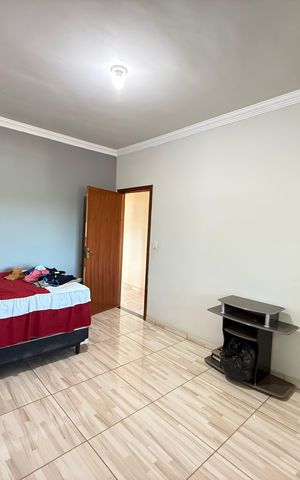 Casa à venda com 332m², 6 quartos e 4 vagasQuarto