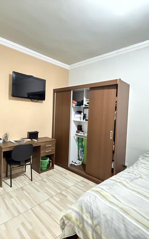 Casa à venda com 332m², 6 quartos e 4 vagasCasa 2 -Suíte 