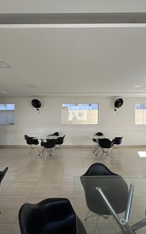Apartamento para alugar com 50m², 2 quartos e 1 vaga Apartamento para alugar com 50m², 2 quartos e 1 vagaÁrea comum - Salão de festas