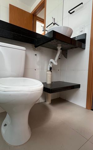 Apartamento para alugar com 50m², 2 quartos e 1 vaga Apartamento para alugar com 50m², 2 quartos e 1 vagaBanheiro Corredor