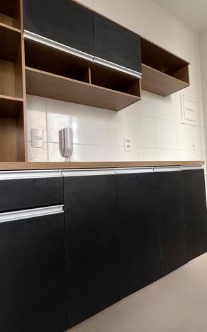 Apartamento para alugar com 50m², 2 quartos e 1 vaga Apartamento para alugar com 50m², 2 quartos e 1 vagaCozinha - Armários