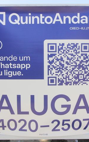 Casa de condomínio para alugar com 550m², 5 quartos e 4 vagasPlaca