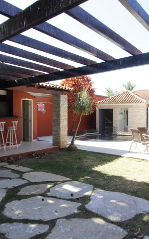 Casa de condomínio para alugar com 550m², 5 quartos e 4 vagasÁrea externa
