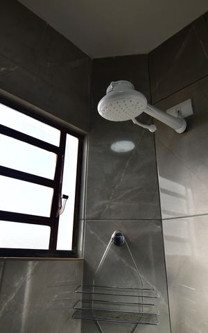 Casa de condomínio para alugar com 60m², 2 quartos e 1 vagaBanheiro