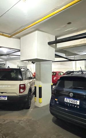 Apartamento à venda com 130m², 2 quartos e 1 vaga