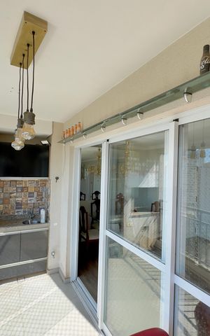 Apartamento à venda com 88m², 2 quartos e 2 vagas Apartamento à venda com 88m², 2 quartos e 2 vagasVaranda
