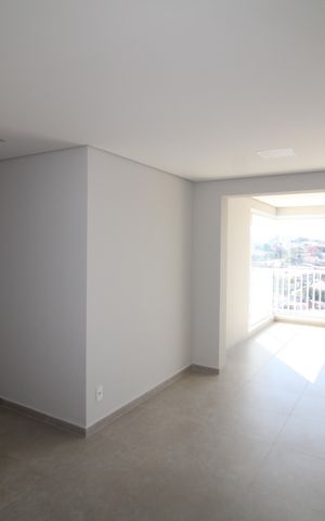 Apartamento à venda com 70m², 2 quartos e 2 vagasSala / Cozinha