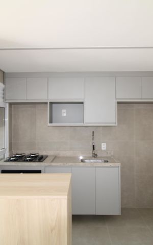 Apartamento à venda com 70m², 2 quartos e 2 vagasSala / Cozinha