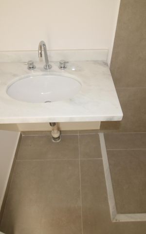 Apartamento para alugar com 70m², 2 quartos e 2 vagasBanheiro 2