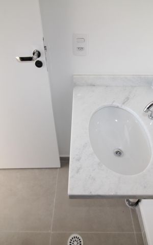 Apartamento à venda com 70m², 2 quartos e 2 vagasBanheiro 1