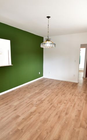 Casa de condomínio para alugar com 235m², 3 quartos e 4 vagasSala 2