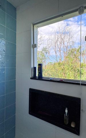 Casa de condomínio à venda com 180m², 3 quartos e 2 vagas Casa de condomínio à venda com 180m², 3 quartos e 2 vagasSuíte - Banheiro