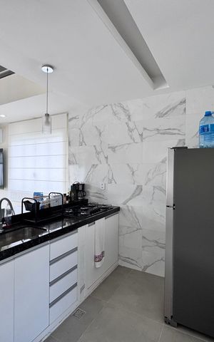 Casa de condomínio à venda com 180m², 3 quartos e 2 vagas Casa de condomínio à venda com 180m², 3 quartos e 2 vagasCozinha