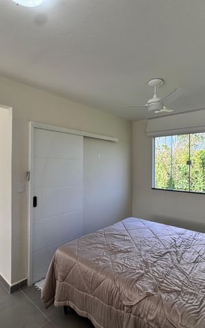 Casa de condomínio à venda com 180m², 3 quartos e 2 vagas Casa de condomínio à venda com 180m², 3 quartos e 2 vagasSuíte