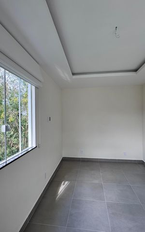 Casa de condomínio à venda com 180m², 3 quartos e 2 vagas Casa de condomínio à venda com 180m², 3 quartos e 2 vagasQuarto / Sala de Tv
