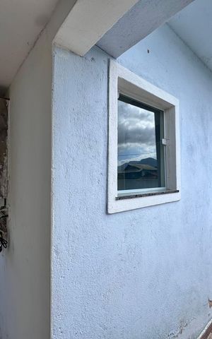 Casa de condomínio à venda com 180m², 3 quartos e 2 vagas Casa de condomínio à venda com 180m², 3 quartos e 2 vagasÁrea externa
