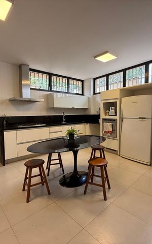 Casa para alugar com 400m², 5 quartos e 2 vagas