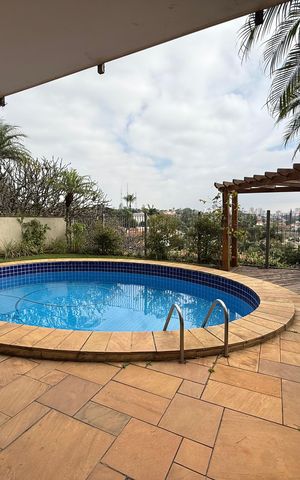 Casa para alugar com 400m², 5 quartos e 2 vagas