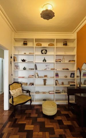 Apartamento à venda com 160m², 3 quartos e 1 vaga
