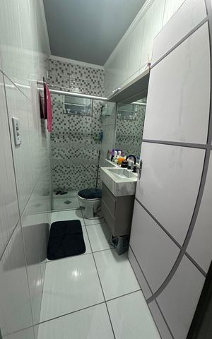 Casa para alugar com 213m², 3 quartos e 2 vagas Casa para alugar com 213m², 3 quartos e 2 vagasBanheiro