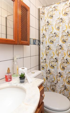 Apartamento à venda com 111m², 2 quartos e 1 vaga Apartamento à venda com 111m², 2 quartos e 1 vagaBanheiro