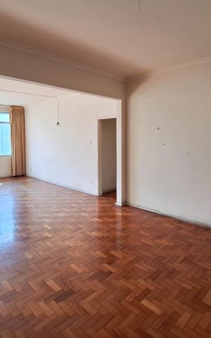 Apartamento à venda com 125m², 3 quartos e sem vaga Apartamento à venda com 125m², 3 quartos e sem vagaSala