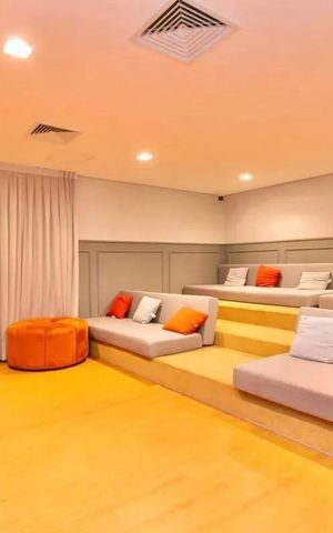 Apartamento à venda com 48m², 2 quartos e 1 vaga Apartamento à venda com 48m², 2 quartos e 1 vagaÁrea comum - Cinema