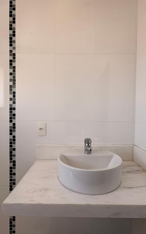 Apartamento à venda com 70m², 2 quartos e 1 vaga Apartamento à venda com 70m², 2 quartos e 1 vagaBanheiro