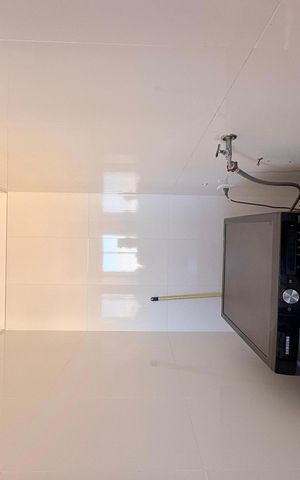 Apartamento à venda com 70m², 2 quartos e 1 vaga Apartamento à venda com 70m², 2 quartos e 1 vagaLavanderia