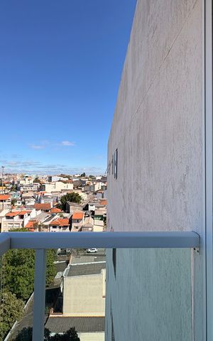 Apartamento à venda com 70m², 2 quartos e 1 vaga Apartamento à venda com 70m², 2 quartos e 1 vagaSacada da sala