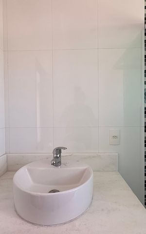 Apartamento à venda com 70m², 2 quartos e 1 vaga Apartamento à venda com 70m², 2 quartos e 1 vagaBanheiro suíte