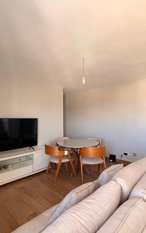 Apartamento à venda com 70m², 2 quartos e 1 vaga Apartamento à venda com 70m², 2 quartos e 1 vagaSala