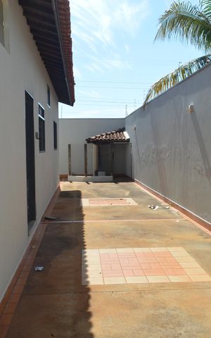 Casa para alugar com 180m², 3 quartos e 4 vagasCorredor